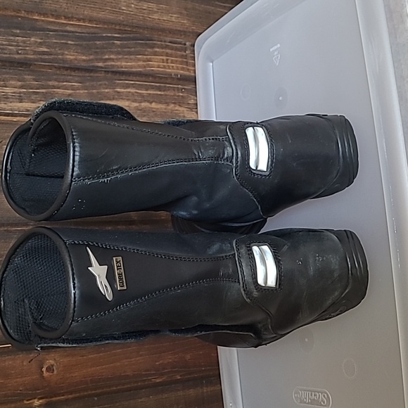 Alpinestars Gore-Tex Motorcycle Boots, Euro 41 / US 7.5 Men's, Black or Women 9 - Picture 4 of 7